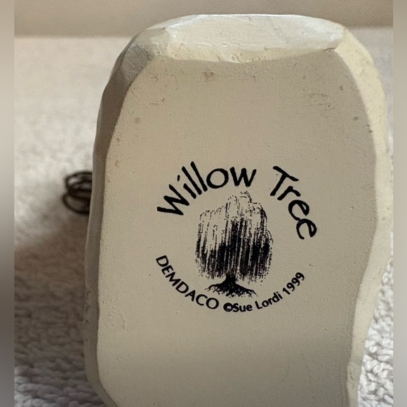 Vintage Demdaco Susan Lordi Willow Tree Angel of Prayer Figurine 1999 4" - Picture 6 of 6